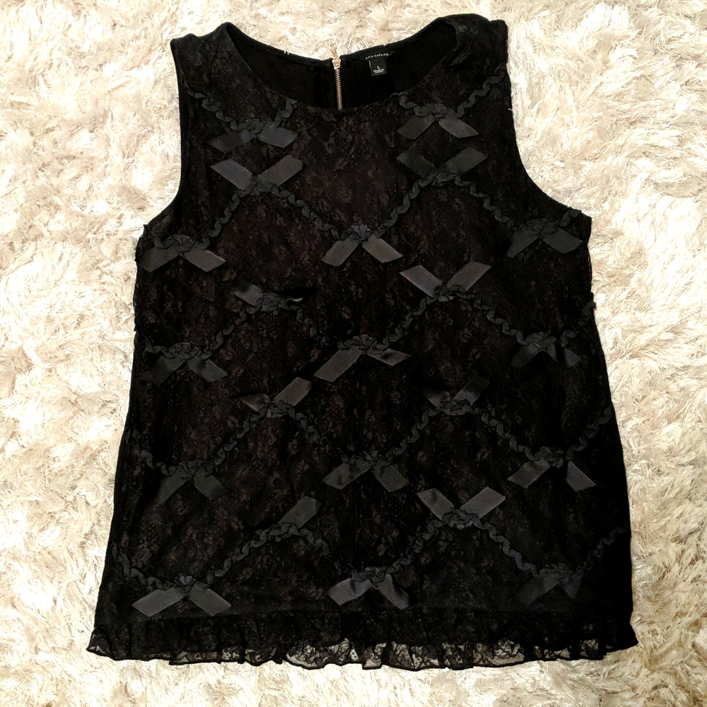 🖤 Ann Taylor black lace ribbon sleeveless top large 🖤